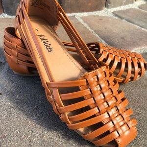 Girls sandals